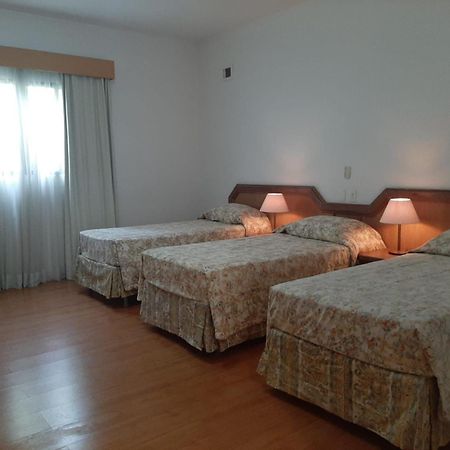 Paradies Hotel Express Жаріну Екстер'єр фото
