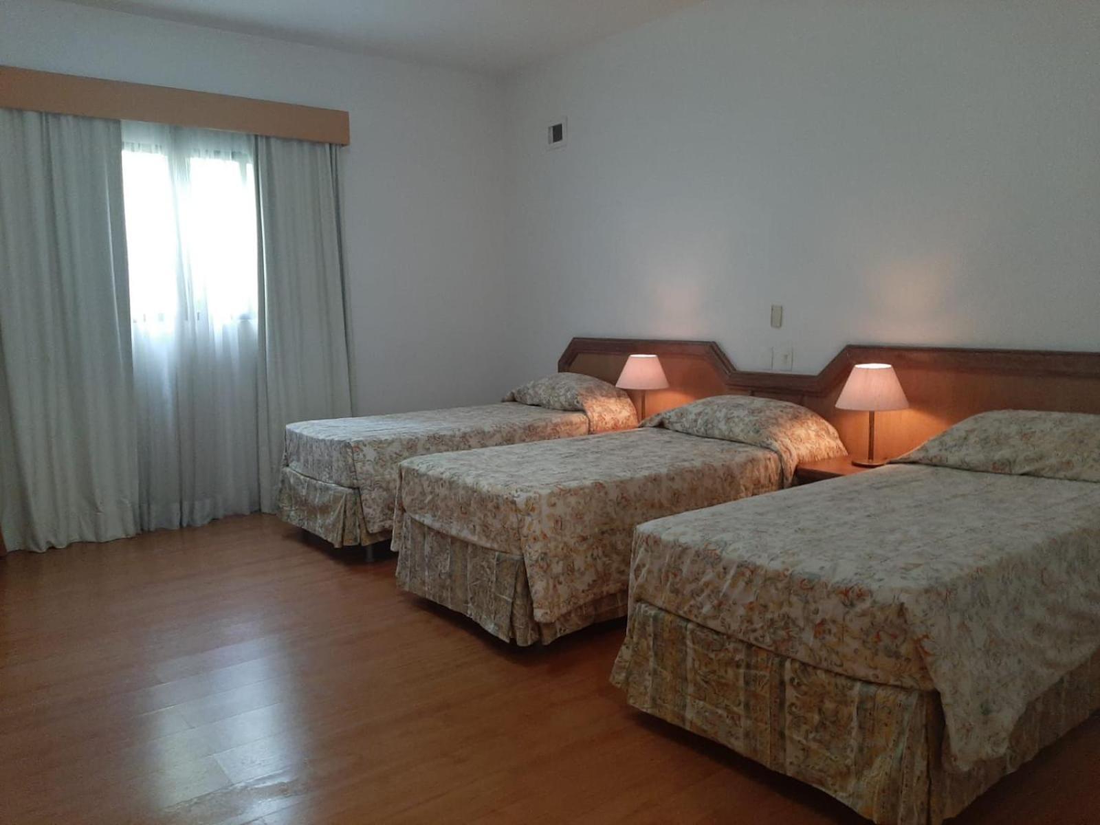 Paradies Hotel Express Жаріну Екстер'єр фото